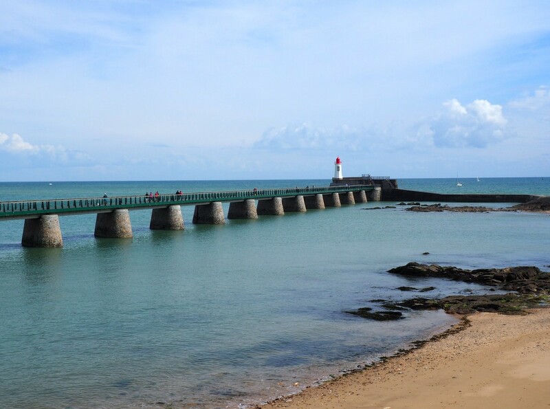 Phare d'Olonne.JPG